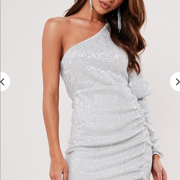 missguided silver sequin dress Missguided silver sequin dress , Adorable but too